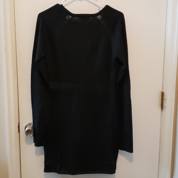 Dress - Picture 2 of 5